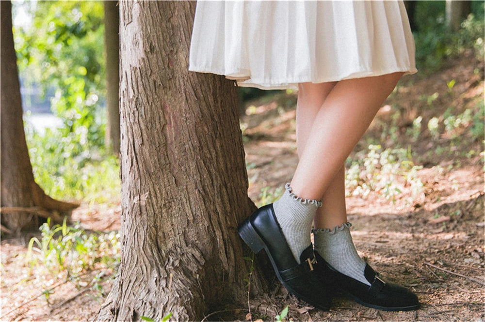 Fashion Lace Ruffles Soft Cotton Women Socks