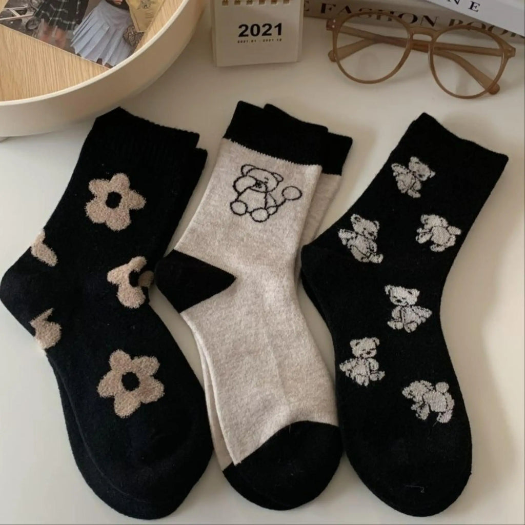 Women's Cute Bear Floral Mid Calf Socks - 5 Pairs Soft Breathable Casual - lily supply