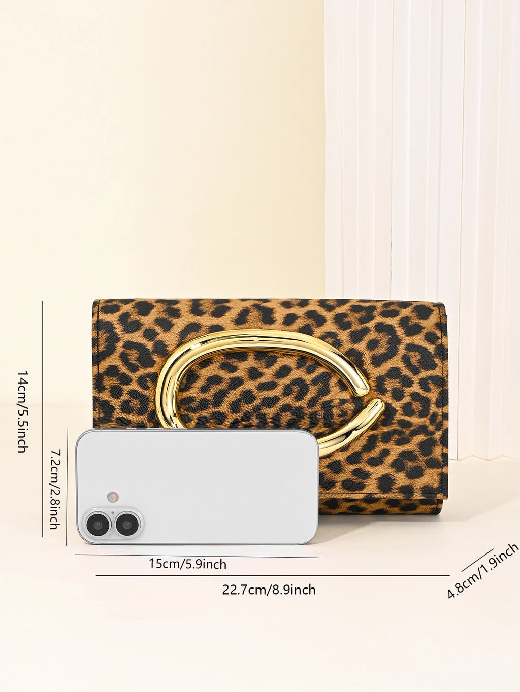 Women's evening bag, vintage European and American niche design box-style, versatile and minimalist, aesthetically pleasing