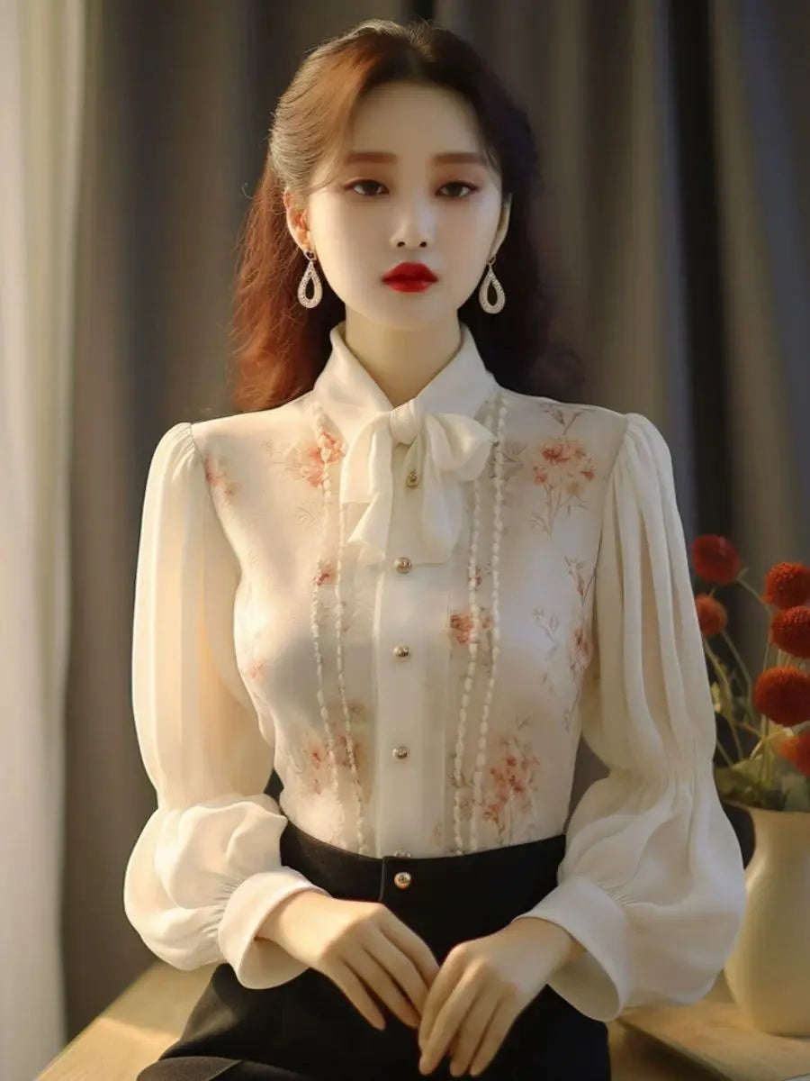 2025 Early Spring New Women White Floral Shirt French Top Chic Cardigan