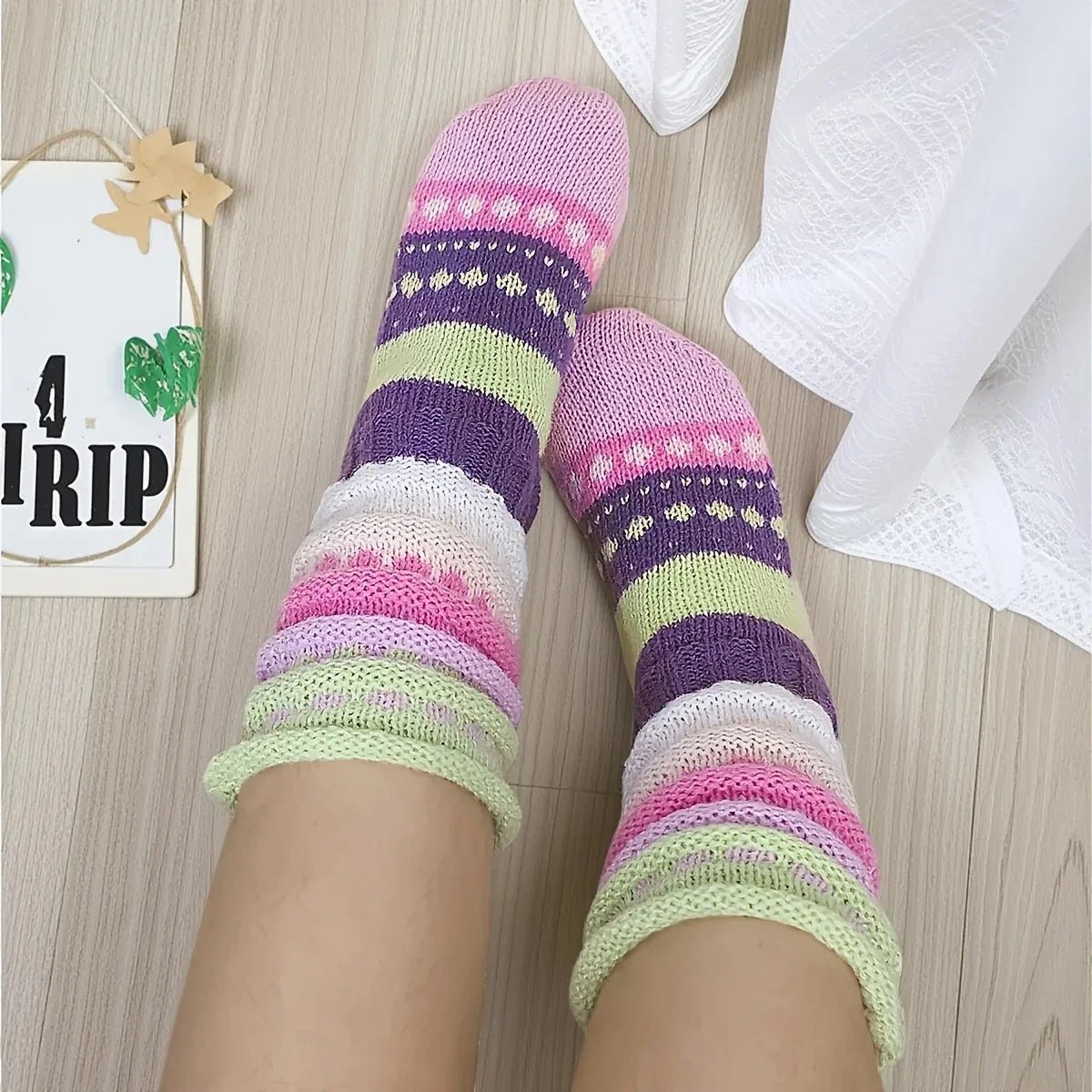 1 Pair Trendy Women's Colorful Striped Socks - lily supply