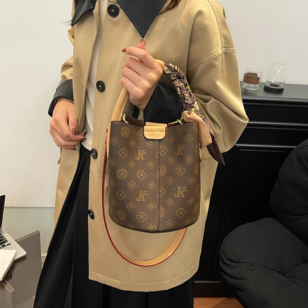 2026 New Fashion Women's Bag Old Flower Child Mother Bucket Bag Versatile One Shoulder Crossbody Handbag
