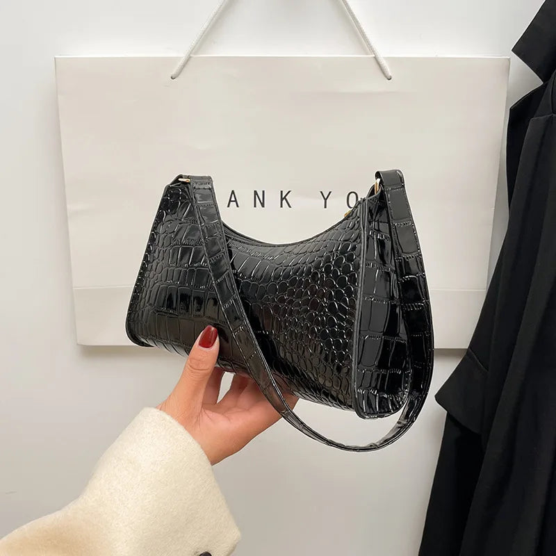 Women's Fashionable Underarm Small Shoulder Handbag