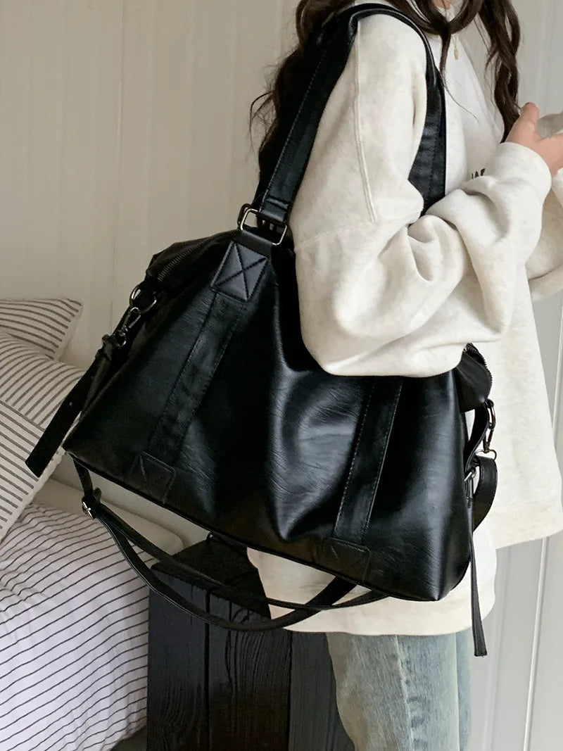 Women's Leather Vintage Shoulder Messenger Bag - Solid Simplicity Handbag