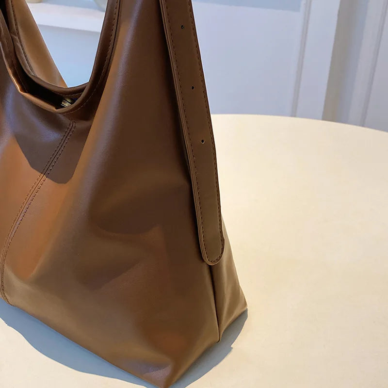 Women's Retro Handmade Large Shoulder Tote Bag - Simple Commuter Bag