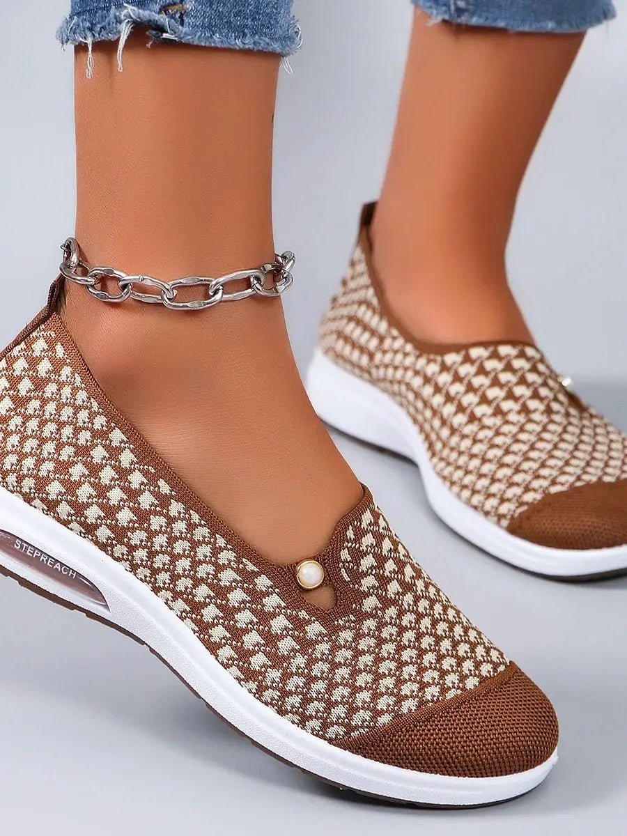 Spring new women's sports shoes, fashionable, breathable, lightweight, non - slip, wear - resistant, casual sports shoes, flat shoes - lily supply