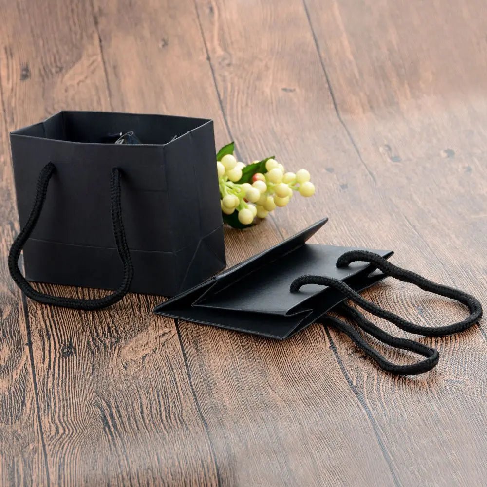 5 - Piece Kraft Paper Gift Bag Set - Minimalist Party Wedding Gift Packaging - lily supply