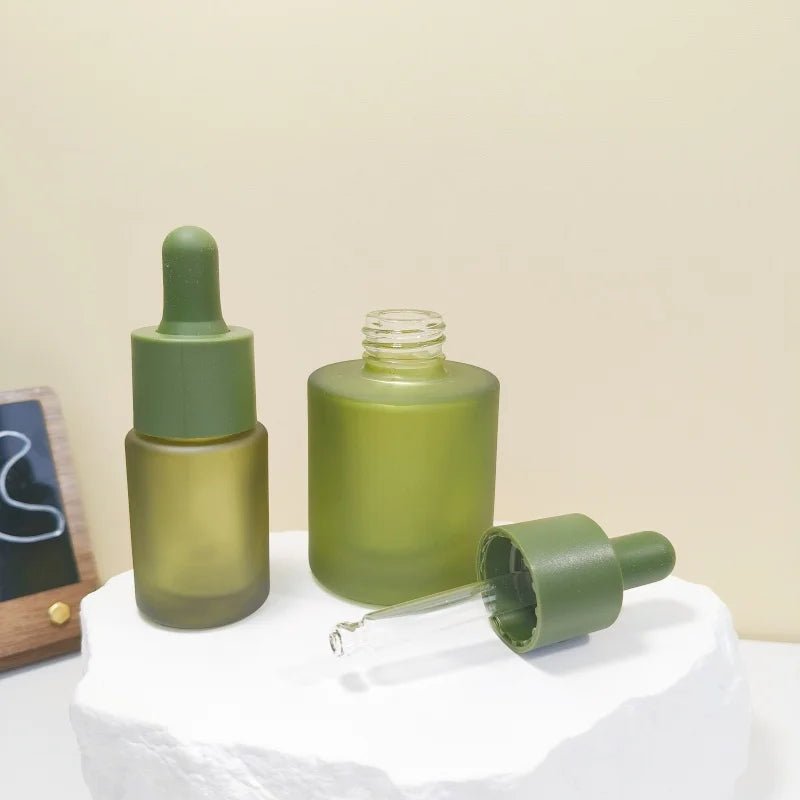 2Pcs 15/30ml Matte Green Glass Dropper Bottles Containers Portable Travel Set High - Quality for Essential Oils Fragrances Serums - lily supply