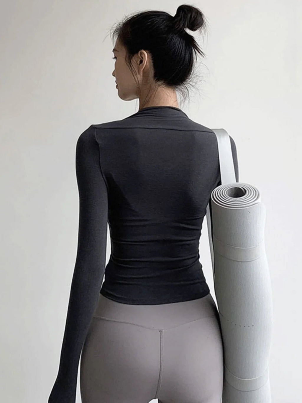 Women's Casual Sports Yoga Top Fitness Training Wear Quick Dry Breathable Long Sleeve T-Shirt for Running And Pilates - lily supply