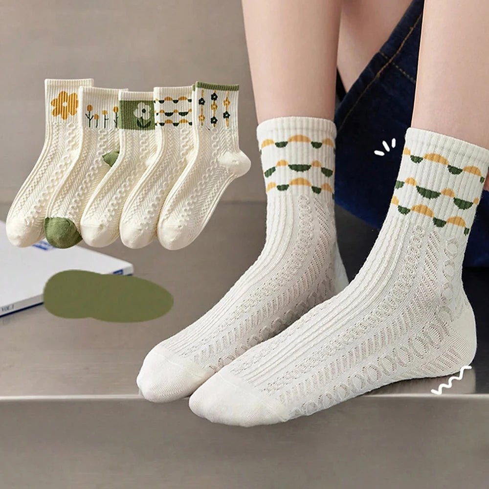 Women's Cartoon Print Mid - Length Socks – Fun Casual Socks - lily supply