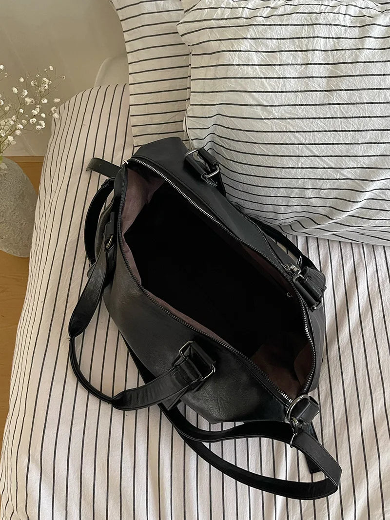 Women's Leather Vintage Shoulder Messenger Bag - Solid Simplicity Handbag