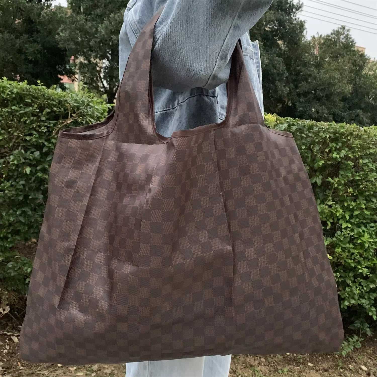 Eco-Friendly Reusable Folding Tote Bag - Compact Shoulder Bag for Travel & Shopping