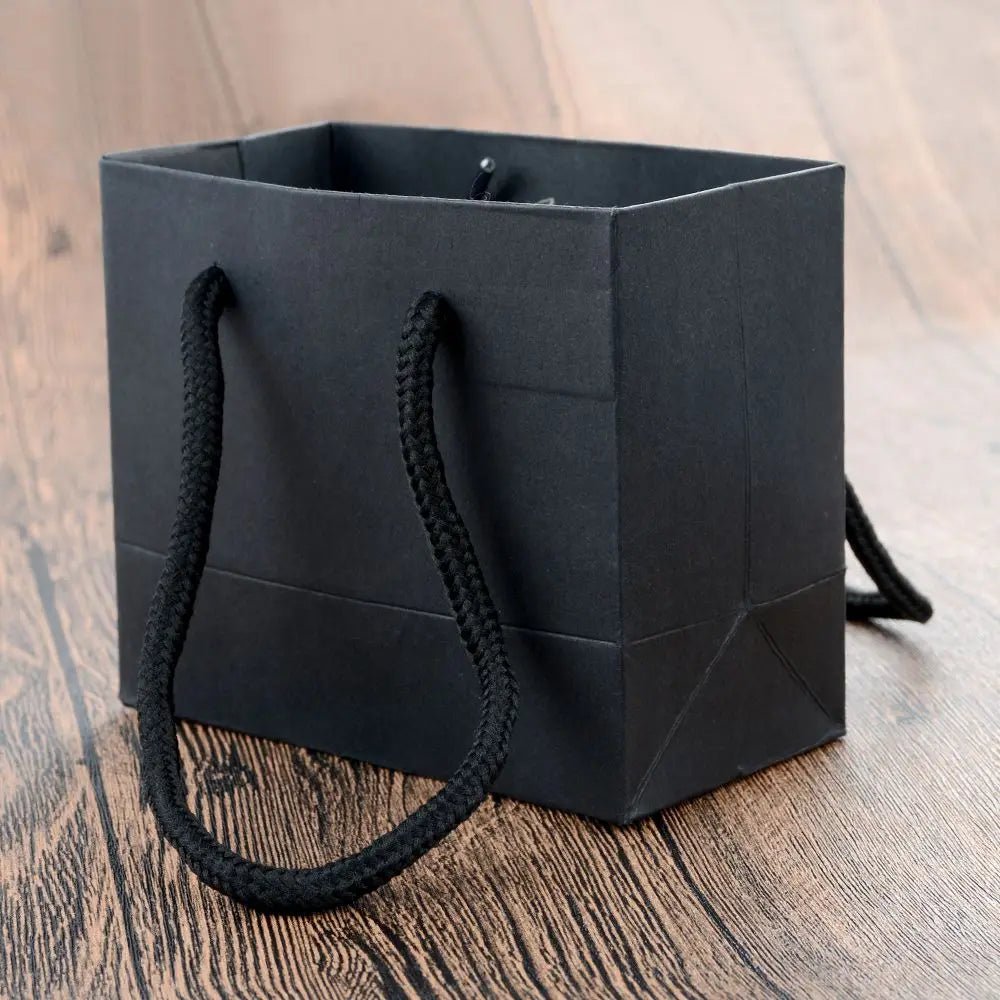 5 - Piece Kraft Paper Gift Bag Set - Minimalist Party Wedding Gift Packaging - lily supply