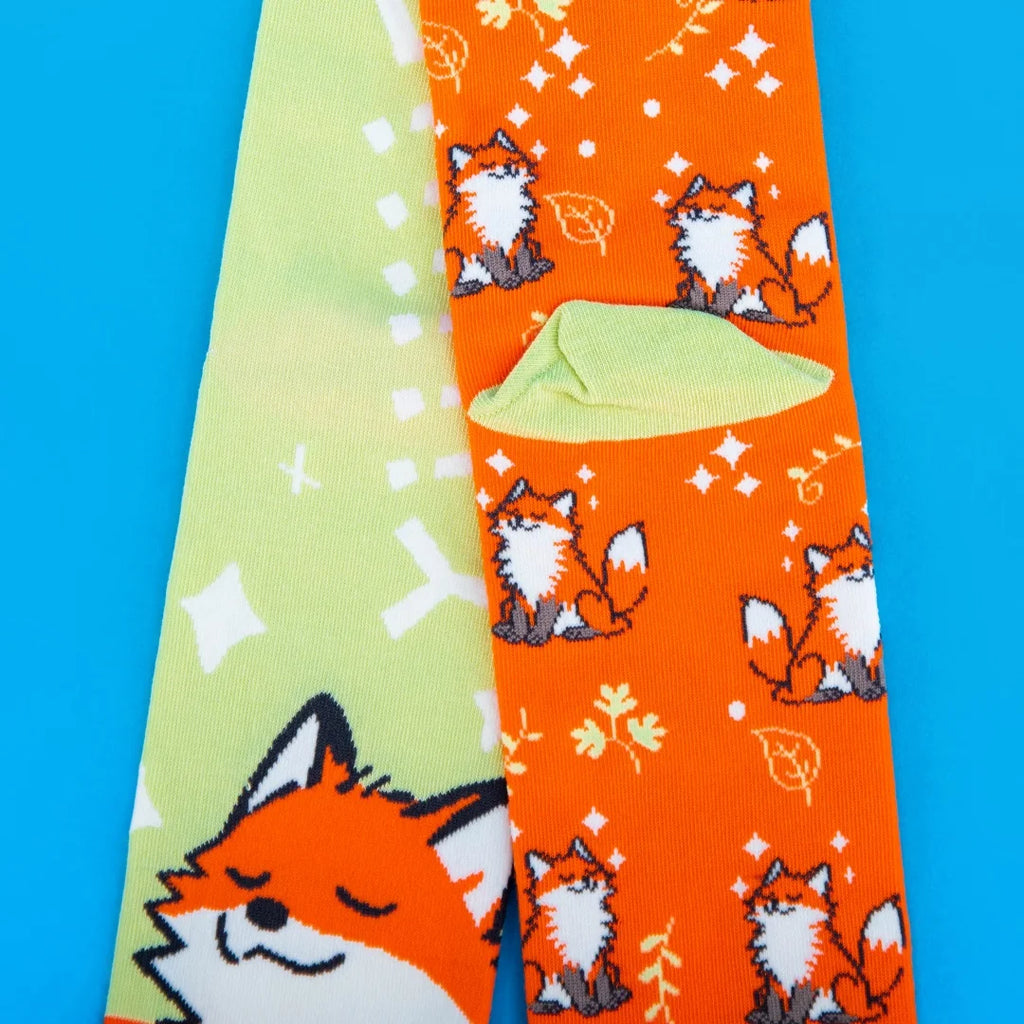 Women's Cartoon Fox AB Style Mid-Calf Socks – Cute Casual Socks