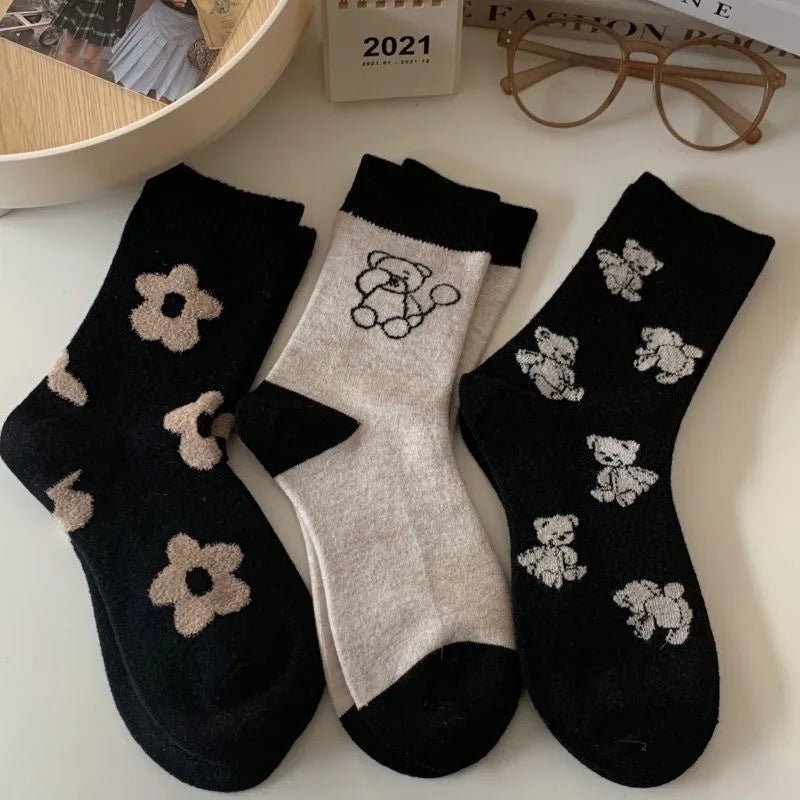 Women's Cute Bear Floral Mid Calf Socks - 5 Pairs Soft Breathable Casual - lily supply